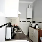 Modern Flat With 2 Rooms, Close To Schoenbrunn